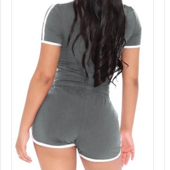 short sleeve short set - Picture 2 of 5
